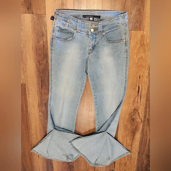 Tyte Flare Jeans Split Hem Light Wash Junior's Size 7 - Picture 4 of 15